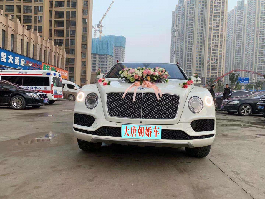 武汉租车公司专做豪华婚车租赁品牌齐价格低