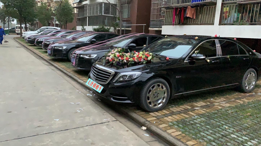 武汉结婚租婚车车队到大唐朝各种婚车车型齐全